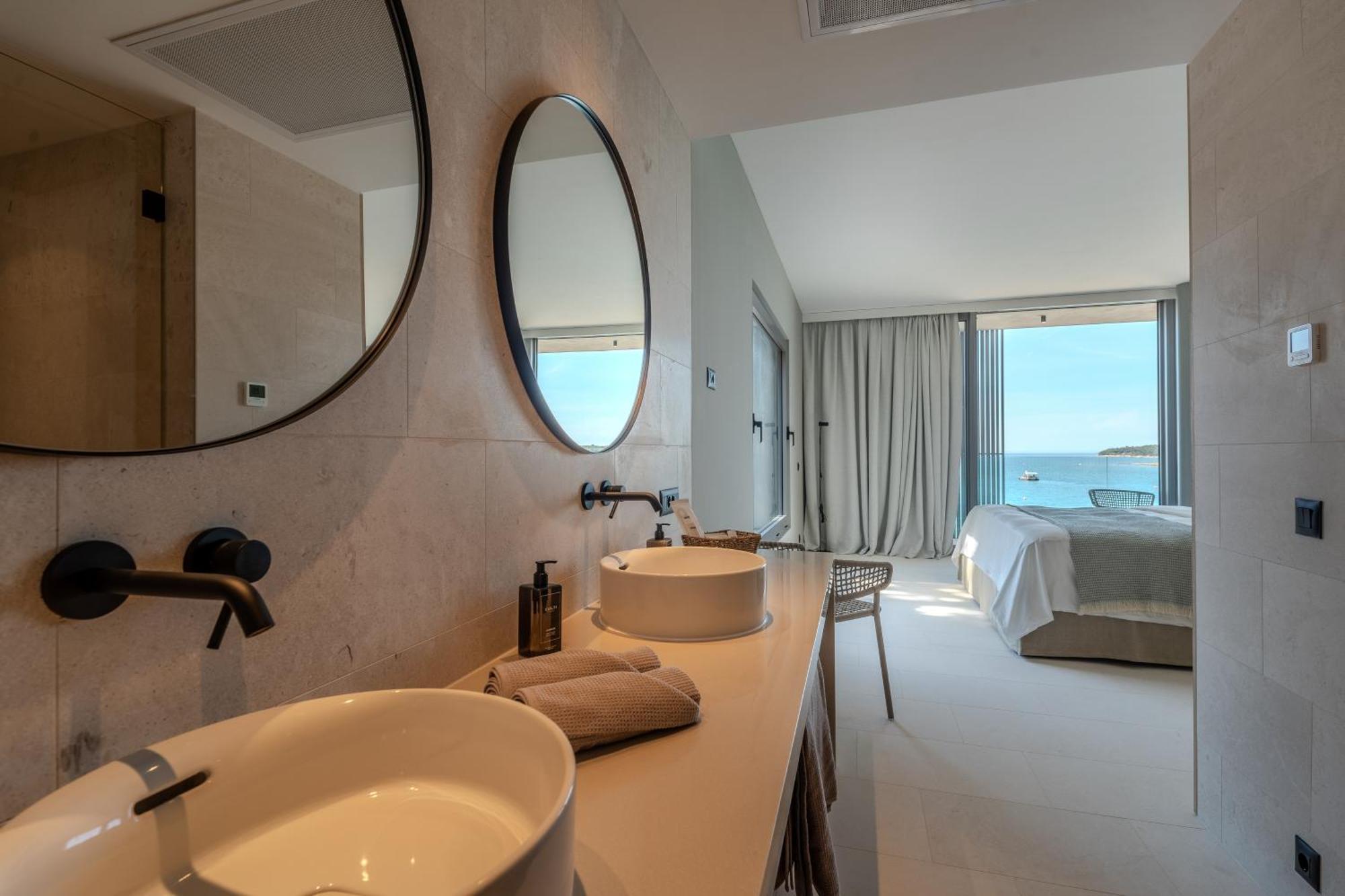 Blu Mare Hotel Novigrad Istria エクステリア 写真
