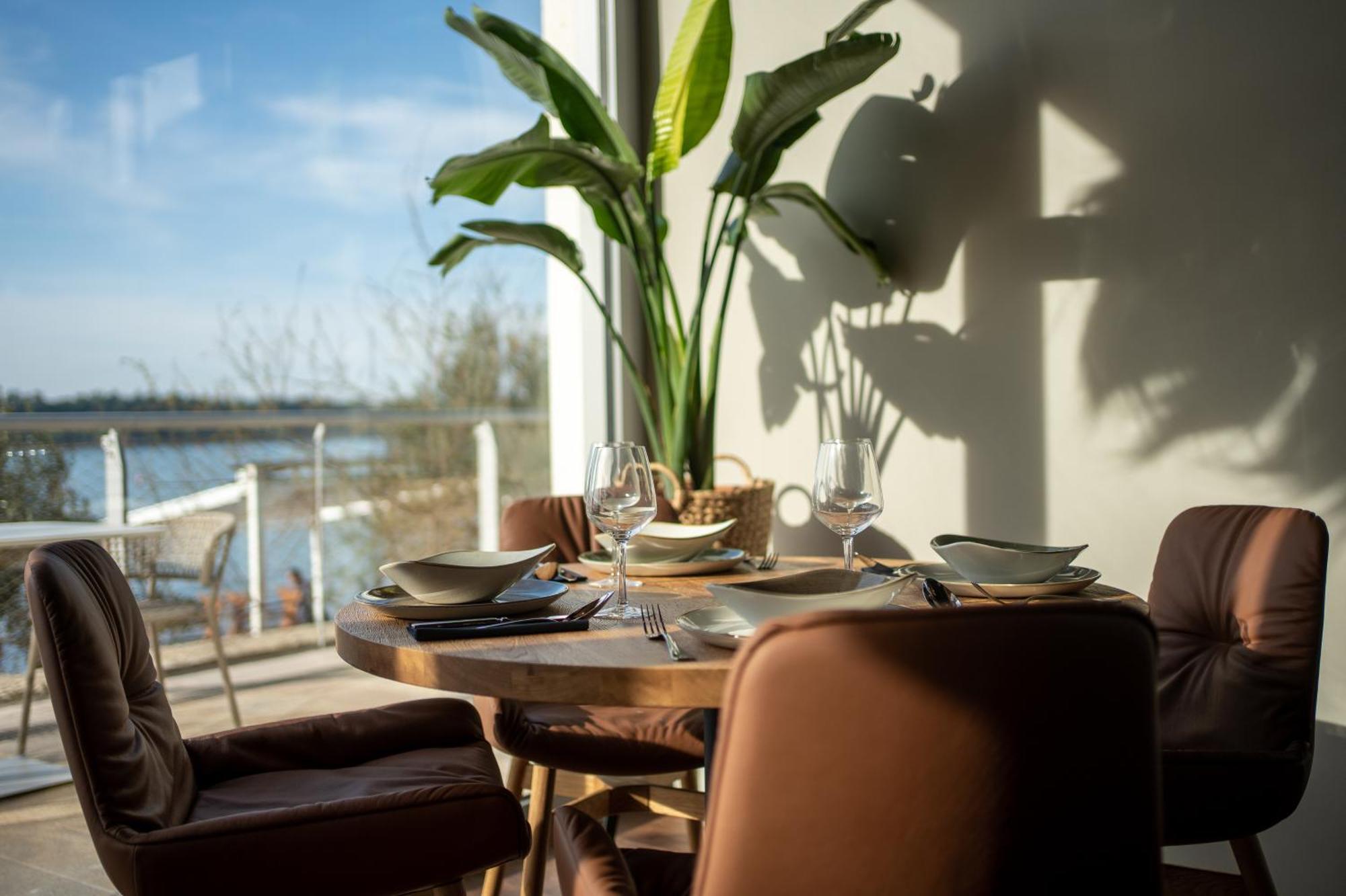Blu Mare Hotel Novigrad Istria エクステリア 写真